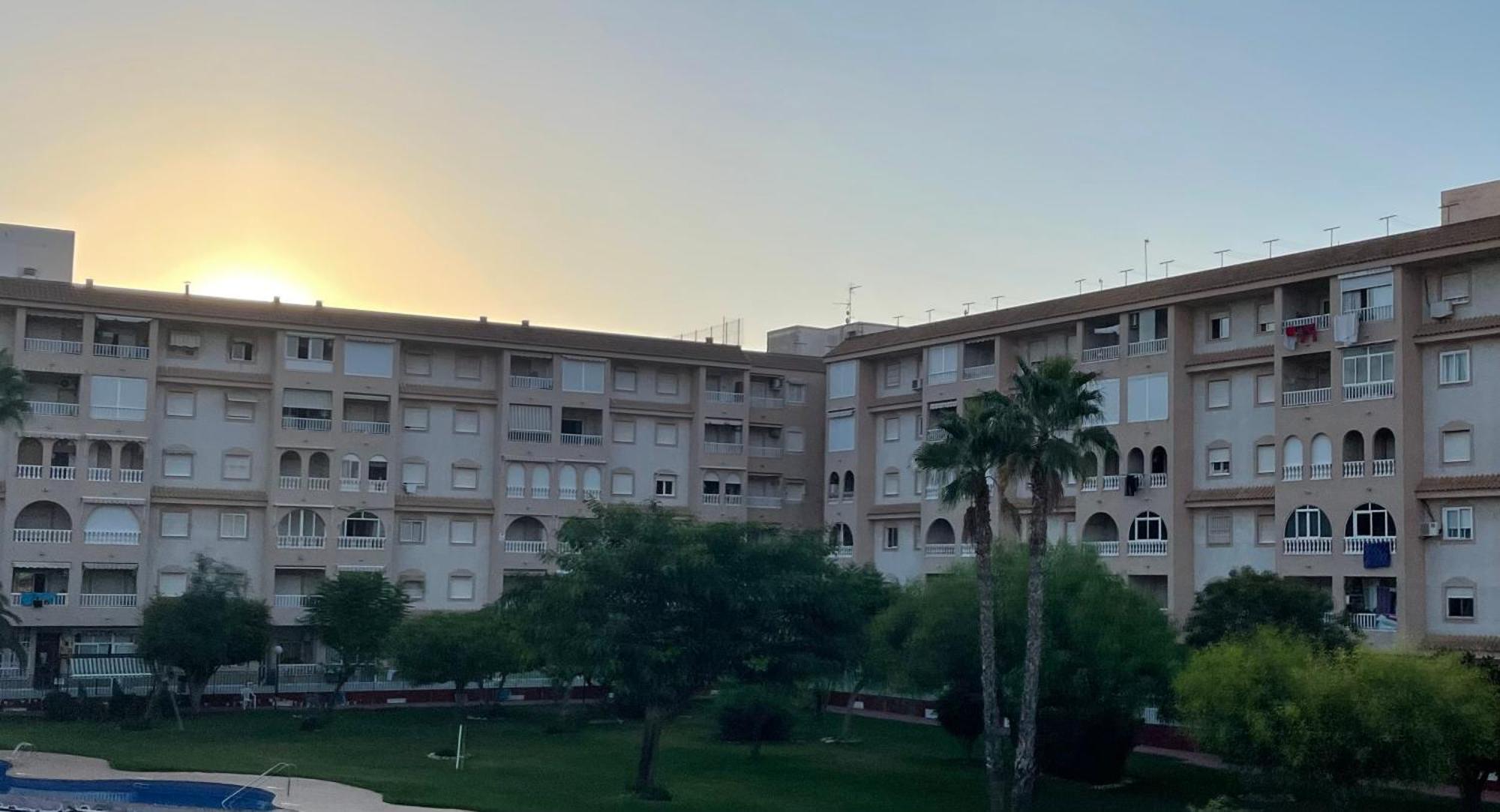 Skyline 21 Lägenhet Torrevieja Exteriör bild
